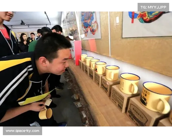 19岁大学生夏奇代表巫山红叶队征战渝超立志推广家乡文化和特色