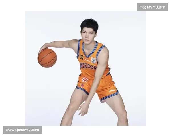 CBA官宣星锐赛名单：偰李永炜领衔星锐队，新科状元领衔大学生联队